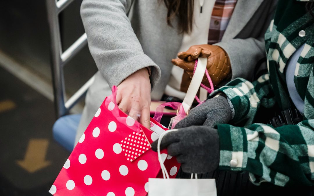 Tips to Build a Holiday Budget That Works